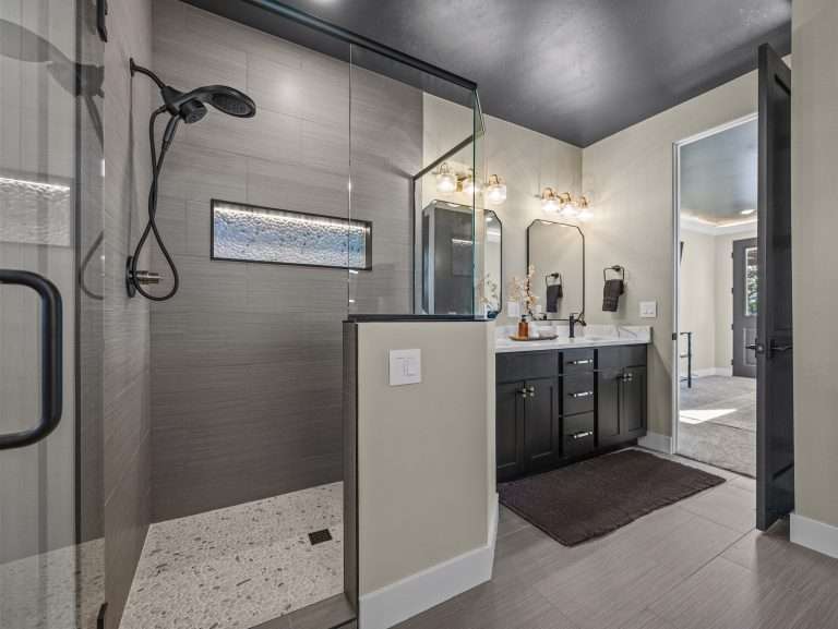 602 Manzanita Drive primary bathroom with walk-in shower, Grand Junction, CO new home by Integrity Homes
