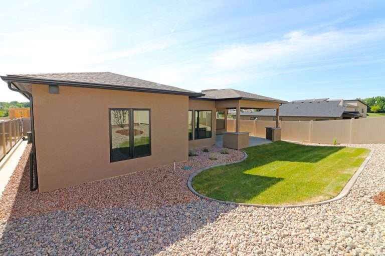 Casa De Pueblo backyard, new home by Integrity Homes in Western Colorado
