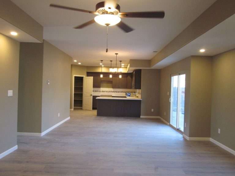 Casa Esmeralda living room and kitchen, new home by Integrity Homes in Western Colorado