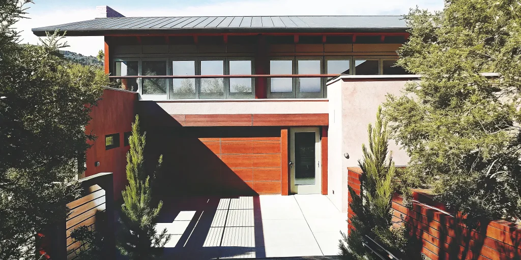 A modern home representing sustainable building in Grand Junction.
